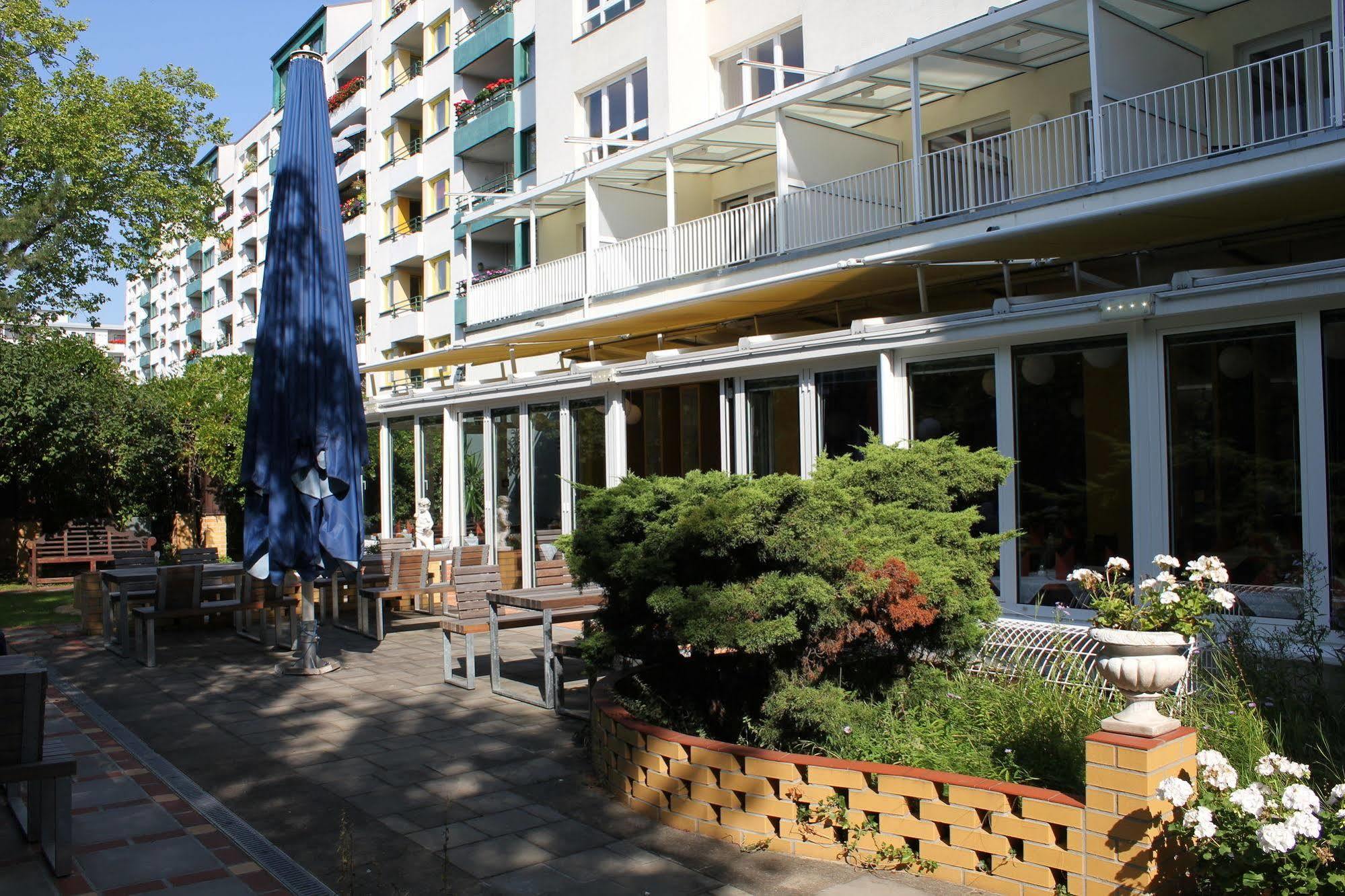 Hotel Grenzfall Berlin Exterior photo