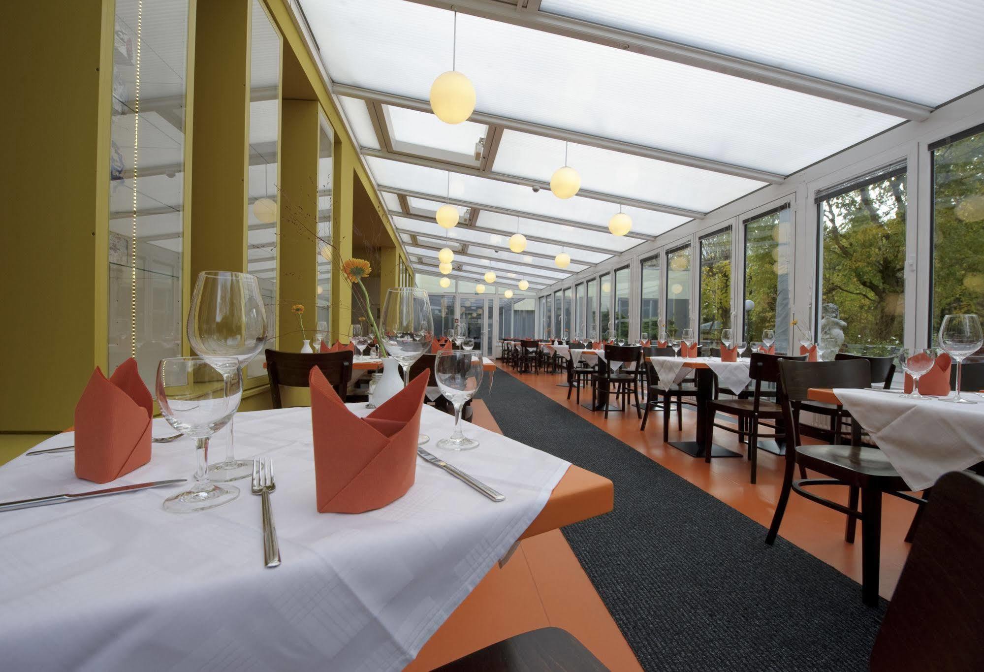 Hotel Grenzfall Berlin Exterior photo